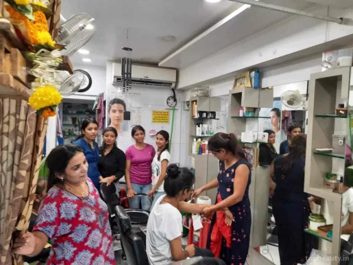 Annapurna Beauty Parlour, Mumbai - Photo 1