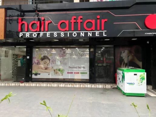 Hair Affair Professional Unisex Hair Salon, Solapur - Photo 5