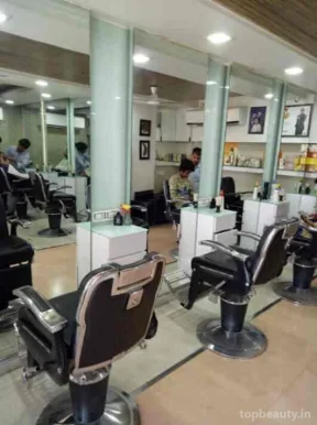 Roopam Hair Salon, Solapur - Photo 1