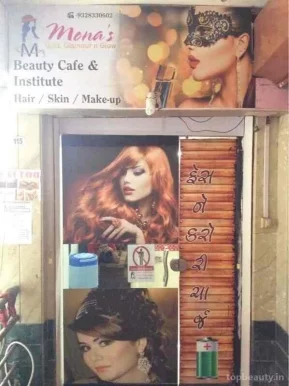 Mona's Beauty Cafe, Surat - 