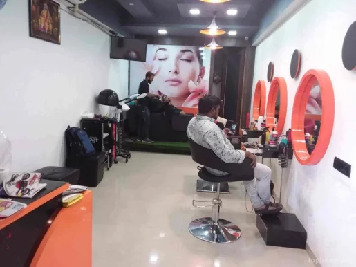 The Red scissors Hair salon and beauty salon, Surat - Photo 4