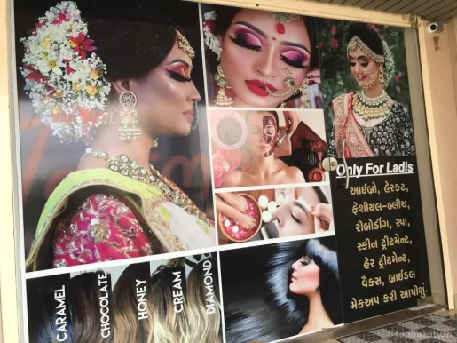 Royal beauty parlour & classes, Surat - Photo 5