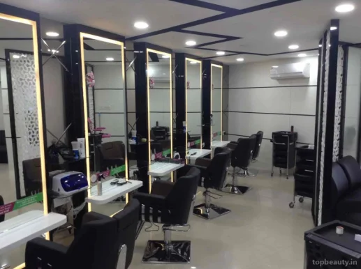 Green Trends Unisex Hair & Style Salon, Thiruvananthapuram - Photo 1