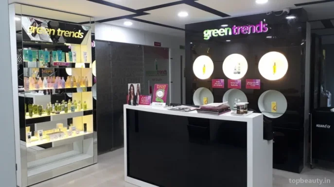 Green Trends Unisex Hair & Style Salon, Thiruvananthapuram - Photo 7