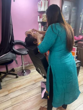 Shiv beauty and hair salon, Vadodara - Photo 1