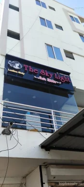 The Skylight Hair Studio, Vadodara - Photo 3