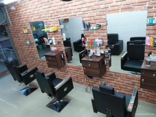 Xcellent Unisex Hair studio, Vadodara - Photo 6