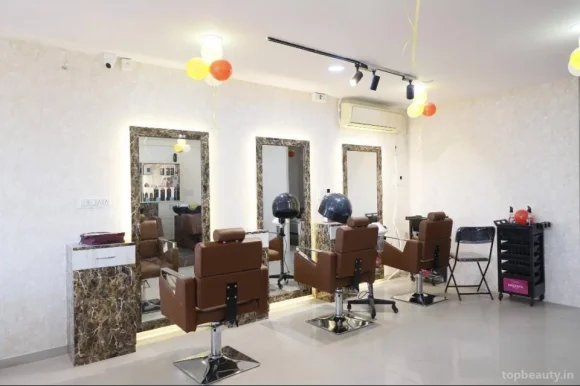 The AJ's Hair & Beauty Studio Or Beauty Salon In Vasna Bhayli Main Road , Vadodara, Vadodara - Photo 4