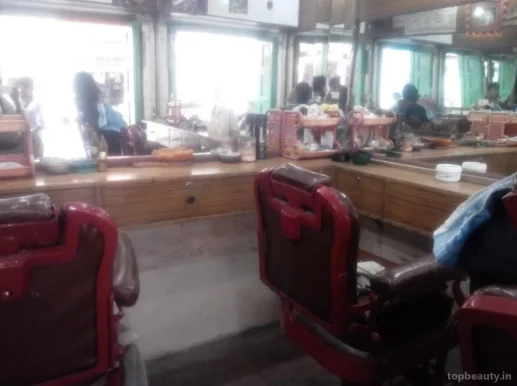 Shubham Hair Cutting Salon, Varanasi - Photo 4