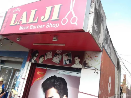 Lal Ji Men's Barber, Varanasi - Photo 2