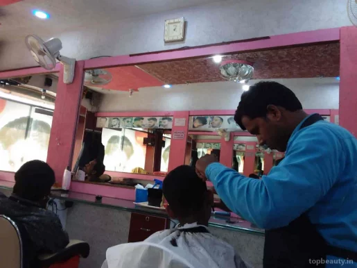 Lal Ji Men's Barber, Varanasi - Photo 3