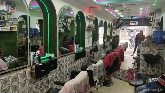 Aditi Men's Salon, Varanasi - Photo 4