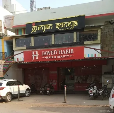 Jawed Habib, Varanasi - Photo 1