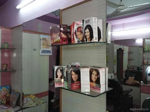 Sri Sampat Vinayaka Cuts & Colours Salon & Spa, Visakhapatnam - Photo 2
