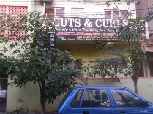 Cuts & Curls, Visakhapatnam - Photo 4